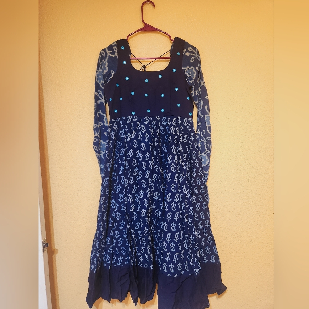 Indian Pakistani Anarkali Kameez - Picture 2 of 4
